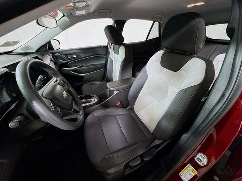Used 2024 Chevrolet Trax LS FWD image 13