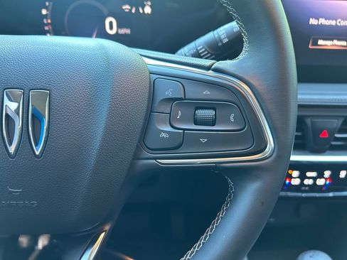 Used 2024 Buick Encore GX Avenir w/ Avenir Technology Package image 18
