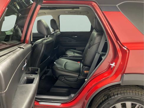 Used 2023 Nissan Pathfinder SL w/ SL Premium Package image 24