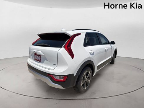 New 2026 Kia Niro EX FWD image 4