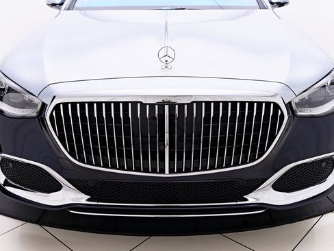 Used 2025 Mercedes-Benz Maybach S 580 4MATIC image 18