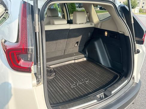 Used 2022 Honda CR-V Touring image 8