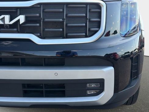 Used 2024 Kia Telluride SX FWD image 9