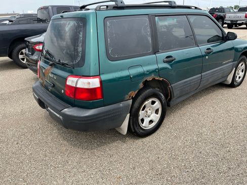 Used 2001 Subaru Forester L AWD/4WD image 12