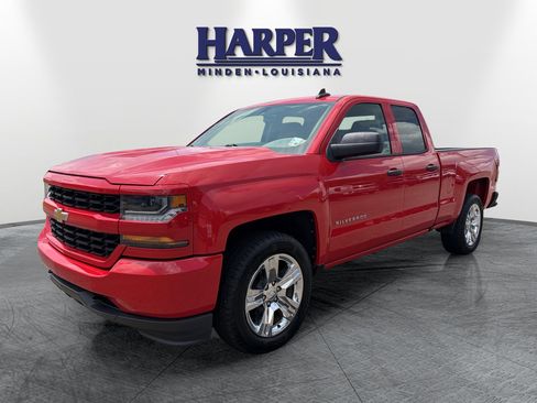 Used 2017 Chevrolet Silverado 1500 Custom w/ Custom Convenience Package RWD image 1