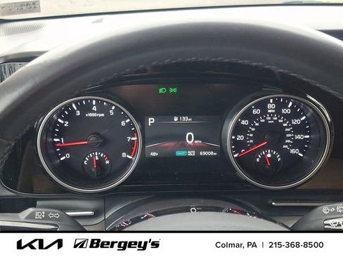 Used 2024 Kia Carnival EX FWD image 25