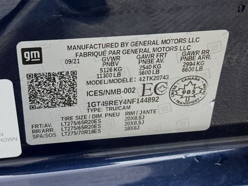 Used 2022 GMC Sierra 2500 Denali w/ Denali Ultimate Package AWD/4WD image 31