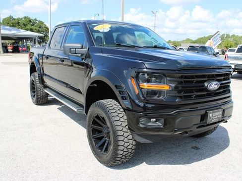Used 2025 Ford F150 XLT w/ Equipment Group 301A Standard AWD/4WD image 15