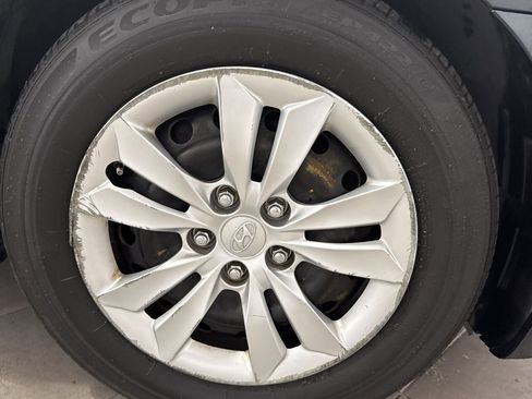 Used 2012 Hyundai Sonata GLS image 21