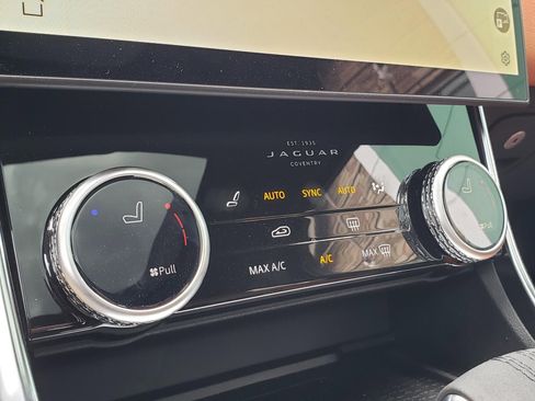 New 2024 Jaguar XF R-Dynamic SE image 25