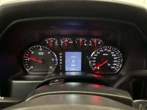 Used 2018 Chevrolet Silverado 2500 W/T w/ WT Convenience Package AWD/4WD image 12