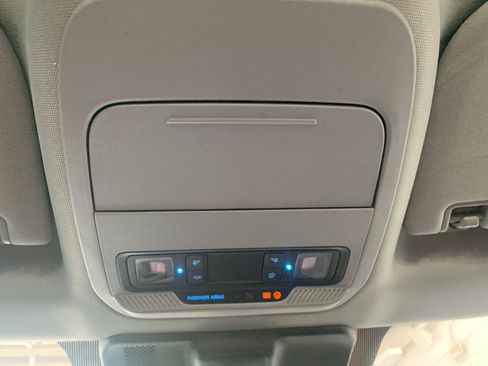 Used 2025 Ford F150 XLT w/ Equipment Group 301A Standard RWD image 22