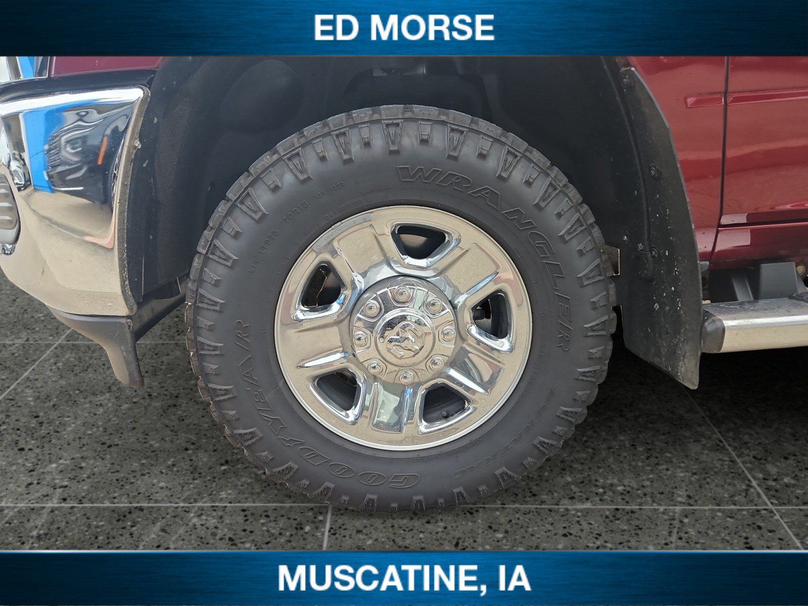 Used 2024 RAM 2500 Tradesman w/ Chrome Appearance Group AWD/4WD image 9