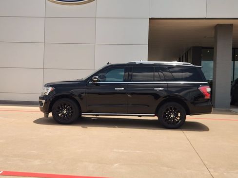 Used 2019 Ford Expedition Limited w/ Equipment Group 301A RWD image 4