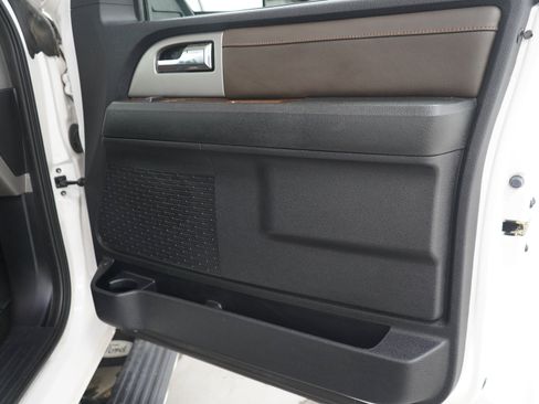 Used 2015 Ford Expedition King Ranch AWD/4WD image 9