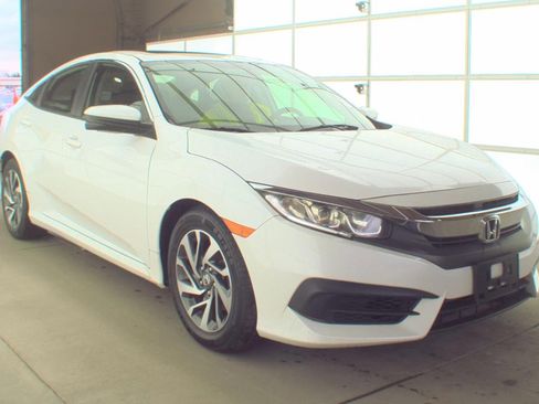 Used 2016 Honda Civic EX image 3