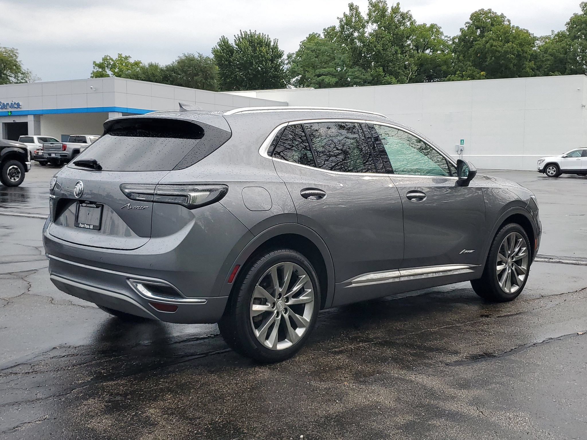 Used 2021 Buick Envision Avenir AWD/4WD image 4