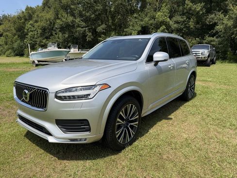 Used 2021 Volvo XC90 T6 Momentum w/ Climate Package AWD/4WD image 1