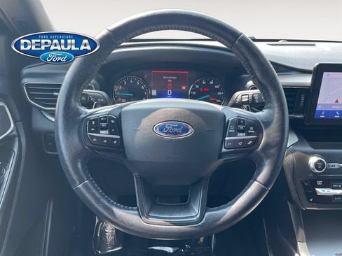 Used 2020 Ford Explorer XLT w/ Equipment Group 202A AWD/4WD image 15
