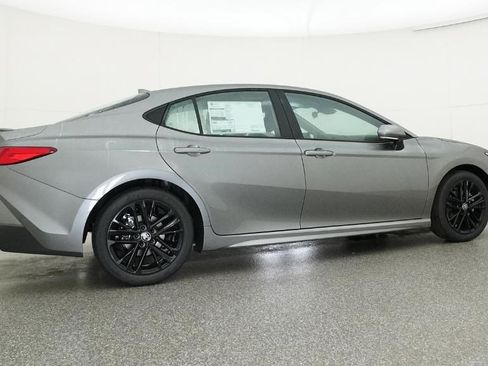 New 2026 Toyota Camry SE image 23