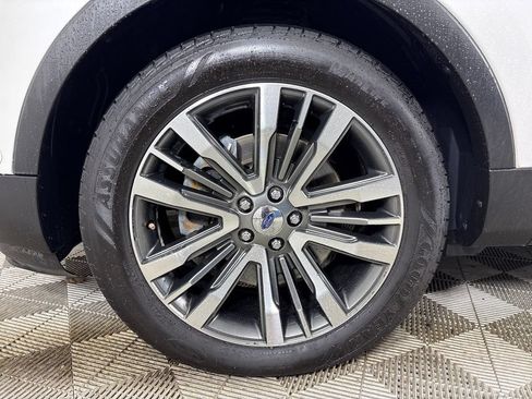 Used 2016 Ford Explorer Platinum AWD/4WD image 13