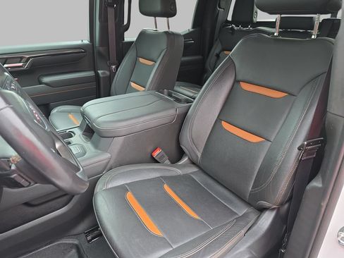 Certified 2023 GMC Sierra 1500 AT4 w/ AT4 Preferred Package AWD/4WD image 17