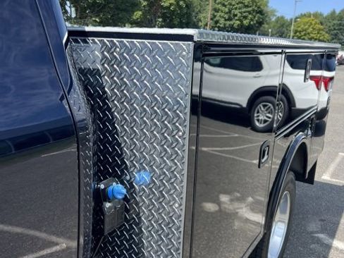 New 2025 Ford F450 XLT w/ XLT Value Package image 16