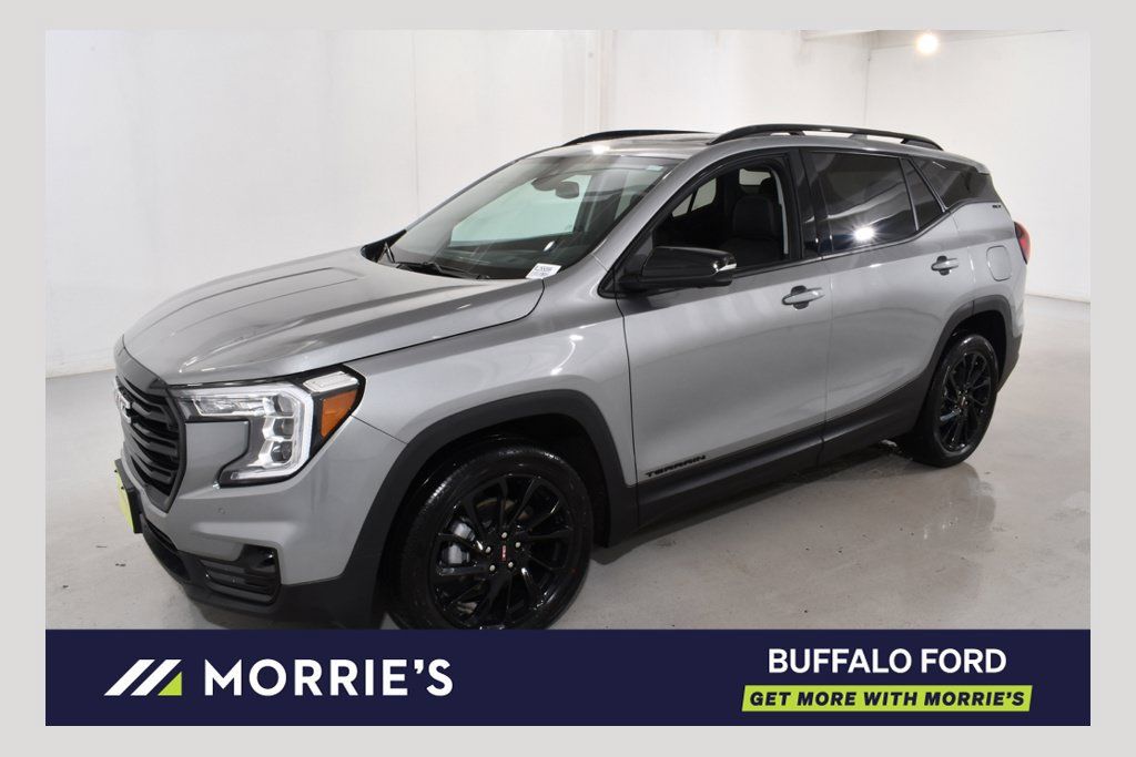 Used 2024 GMC Terrain SLT w/ Tech Package AWD/4WD image 1
