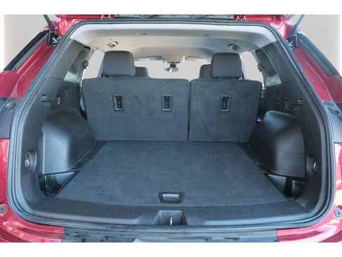 Used 2025 Chevrolet Blazer LT FWD image 41