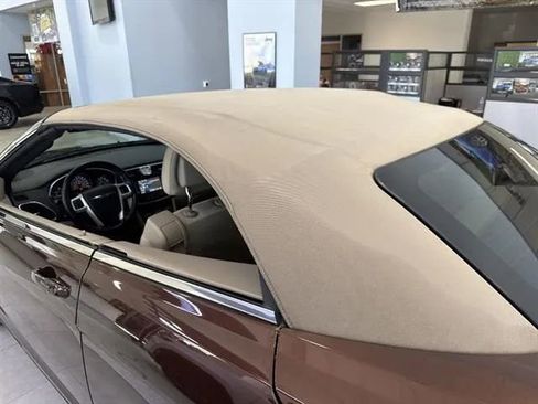 Used 2012 Chrysler 200 Touring w/ Cold Weather Group FWD image 15