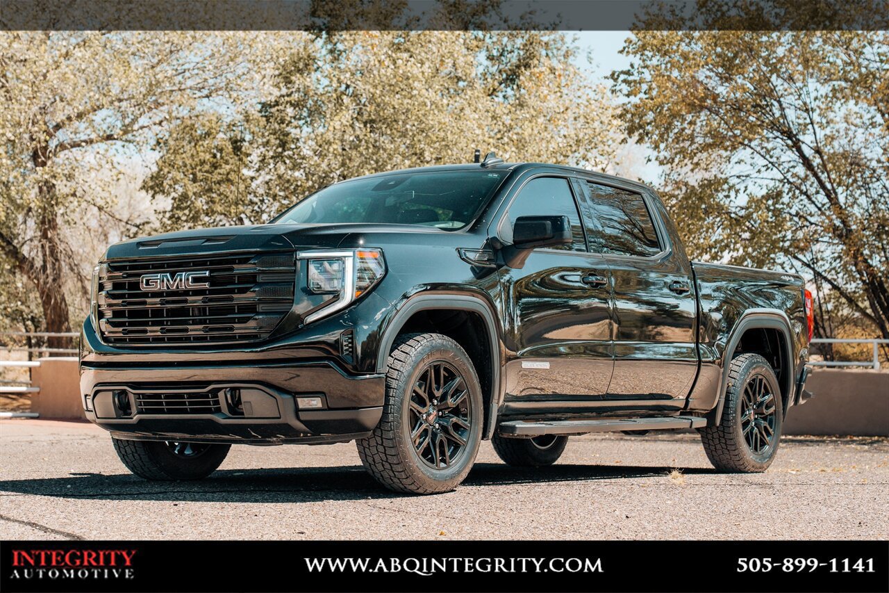 Used 2024 GMC Sierra 1500 Elevation w/ LPO, Elevation Black Package AWD/4WD image 3