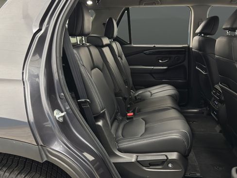 Used 2023 Honda Pilot EX-L image 25