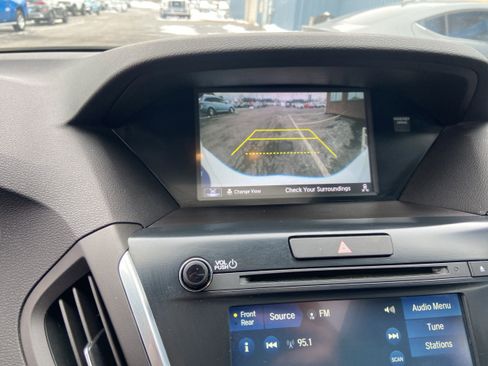 Used 2018 Acura MDX w/ Technology & Entertainment image 18