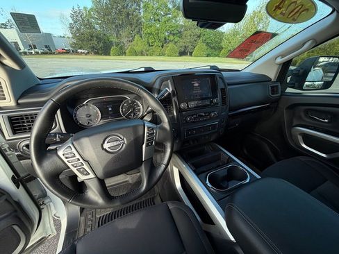 Certified 2024 Nissan Titan SV w/ SV Convenience Package RWD image 20