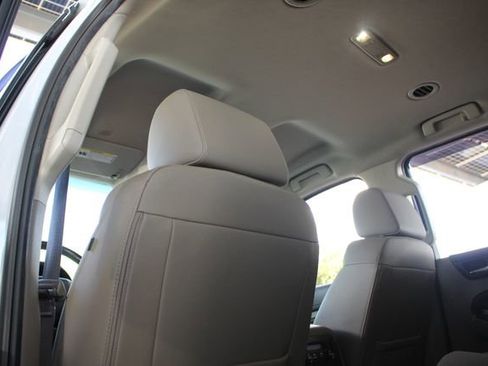 Used 2018 Chevrolet Tahoe LT image 26