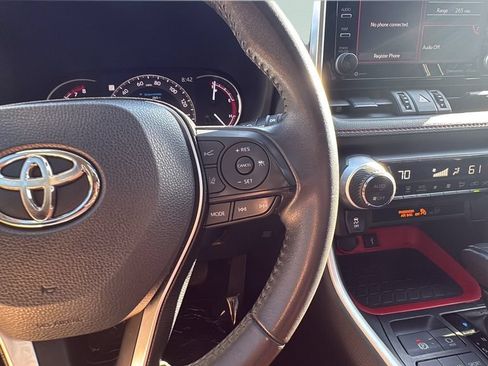 Used 2020 Toyota RAV4 TRD Off-Road AWD/4WD image 25