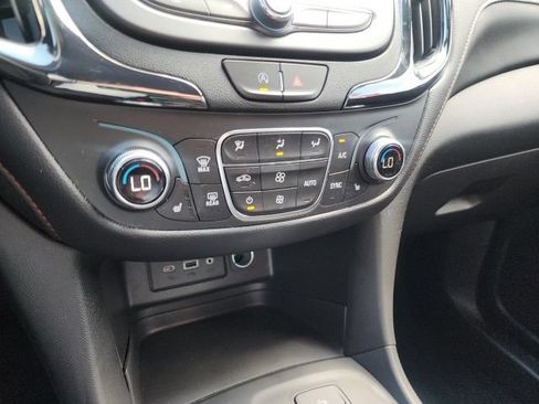 Certified 2024 Chevrolet Equinox RS FWD image 30