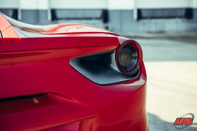 Used 2018 Ferrari 488 GTB RWD image 45
