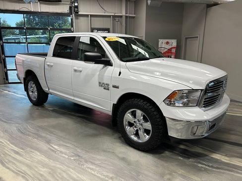 Used 2019 RAM 1500 Big Horn AWD/4WD image 23