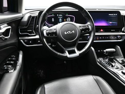 Used 2023 Kia Sportage EX image 19