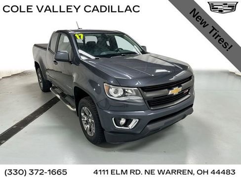 Used 2017 Chevrolet Colorado Z71 AWD/4WD image 1