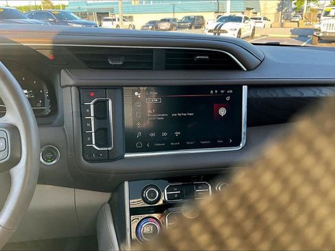 Used 2023 GMC Yukon Denali w/ Max Trailering Package AWD/4WD image 15