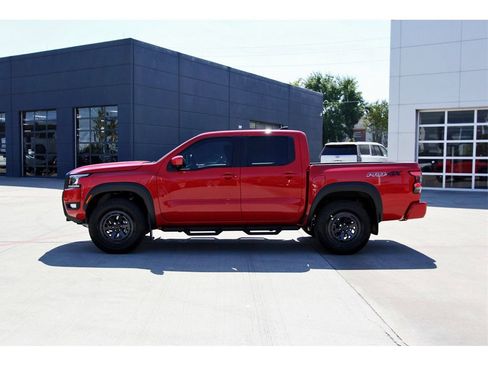 New 2026 Nissan Frontier PRO-4X w/ Pro-4x Convenience Package image 3