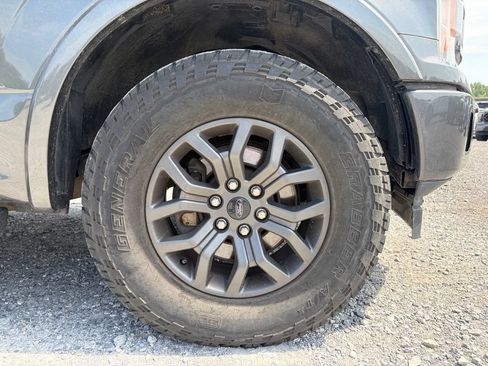 Used 2019 Ford F150 XLT w/ Equipment Group 302A Luxury AWD/4WD image 15