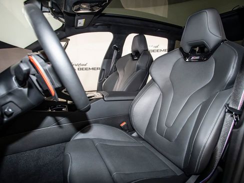 Used 2025 BMW M5 Touring image 15