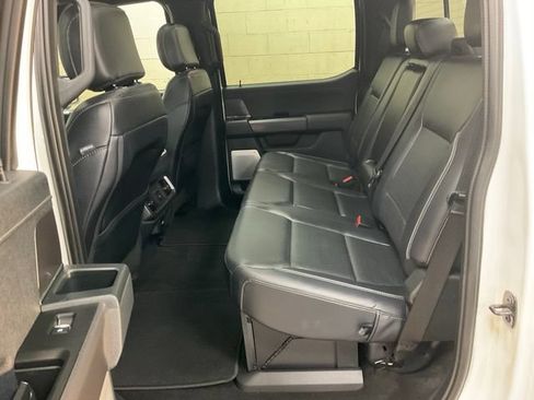 Used 2025 Ford F150 Lariat w/ Equipment Group 502A High AWD/4WD image 15