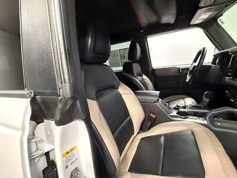 Used 2024 Ford Bronco Wildtrak AWD/4WD image 62