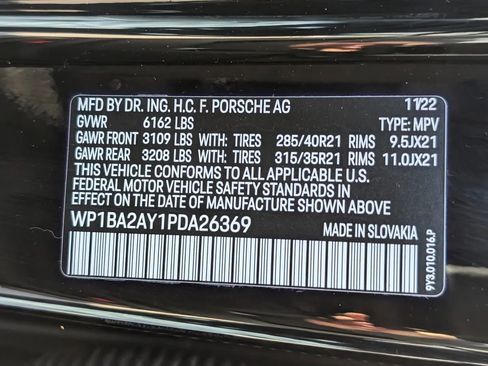 Used 2023 Porsche Cayenne Coupe AWD/4WD image 4