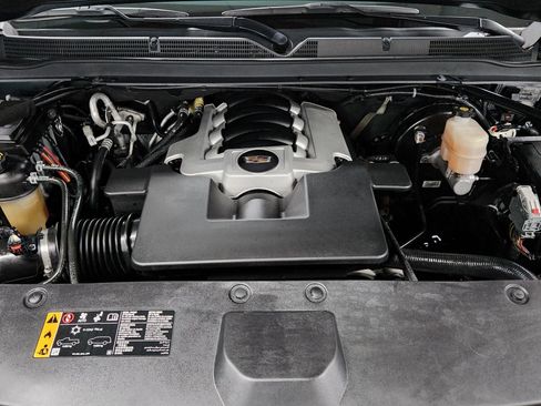 Used 2020 Cadillac Escalade Luxury image 61