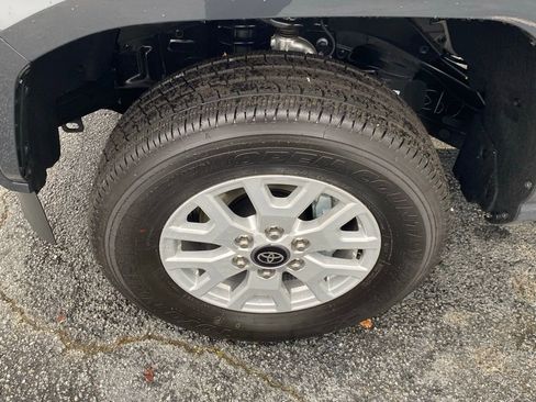 New 2025 Toyota Tacoma SR5 image 17